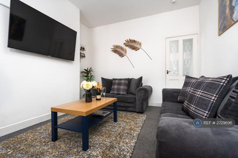 2 bedroom house in Laburnum Street, Blackpool, FY3 (2 bed) (#2729696)