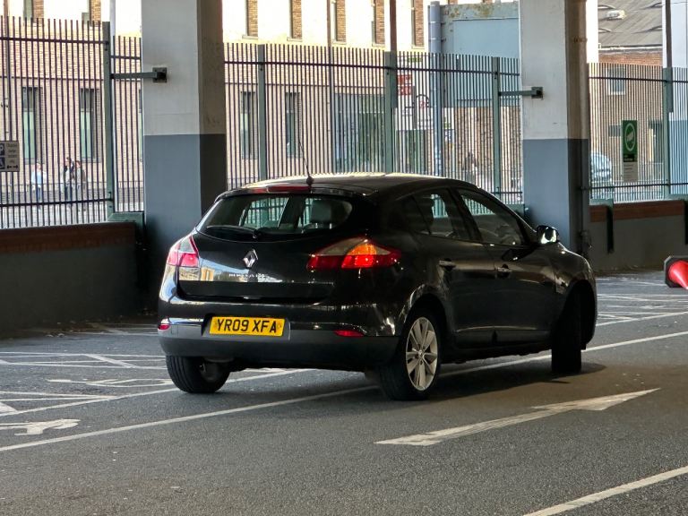 Renault, MEGANE, Hatchback, 2009, Manual, 1870 (cc), 5 doors
