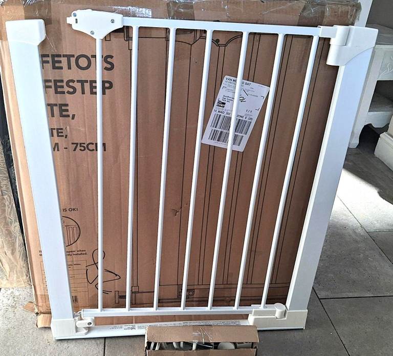 SAFETOTS SAFESTEP STAIRGATE, WHITE 68CM-75CM