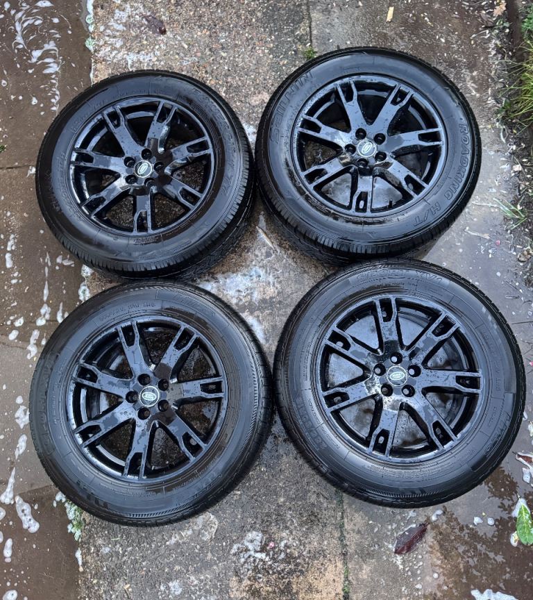 Land Rover alloy wheels 