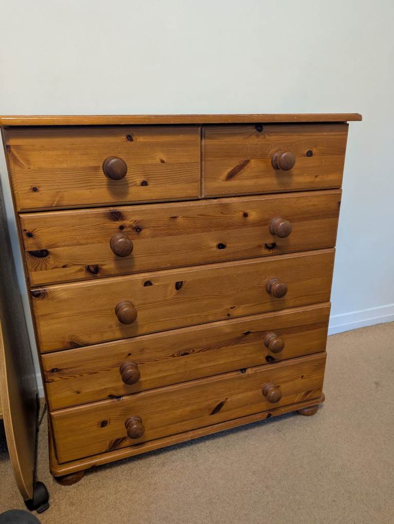 Pine 6 drawer chest of drawers 