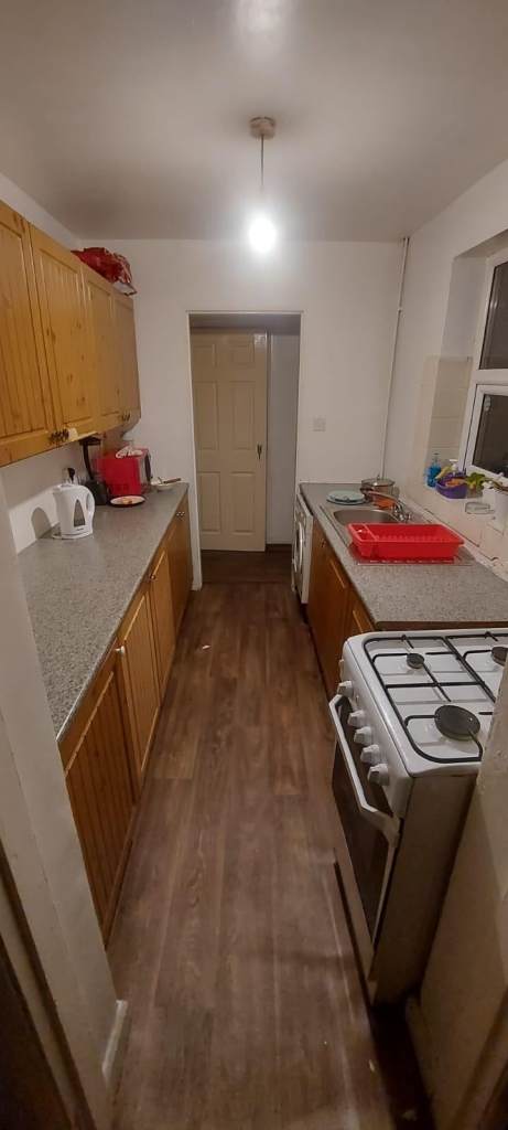 Room available in a shared house £100pw