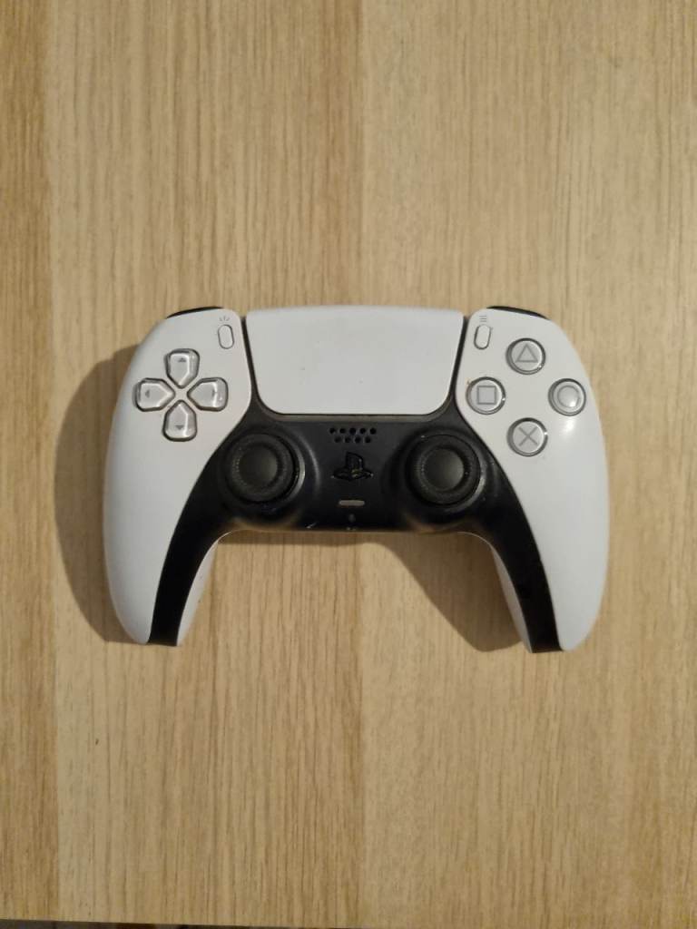 PS5 Dualsense Controller WHITE 