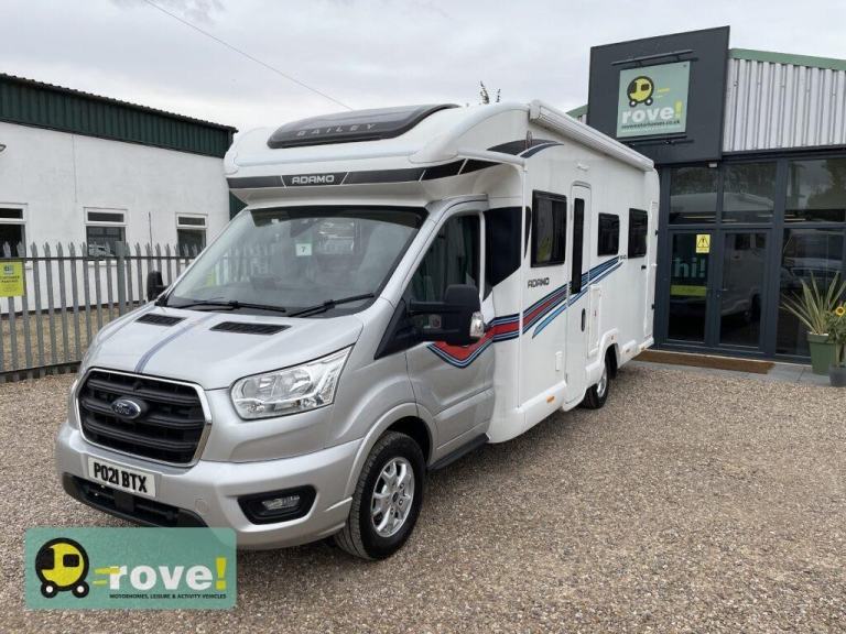 Bailey Adamo 75-4DL 6 Berth 4 Belt End lounge Motorhome 4100kg 