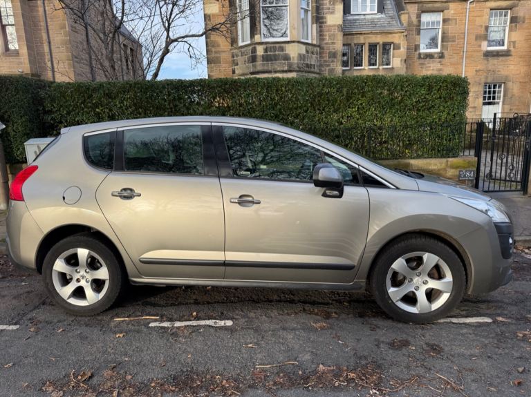 Peugeot 3008 1.6 HDI automatic auto 1 years MOT (unlike Nissan qashqai)