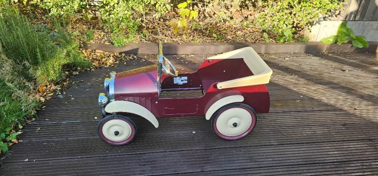 Toy pedal car (Baghera) 