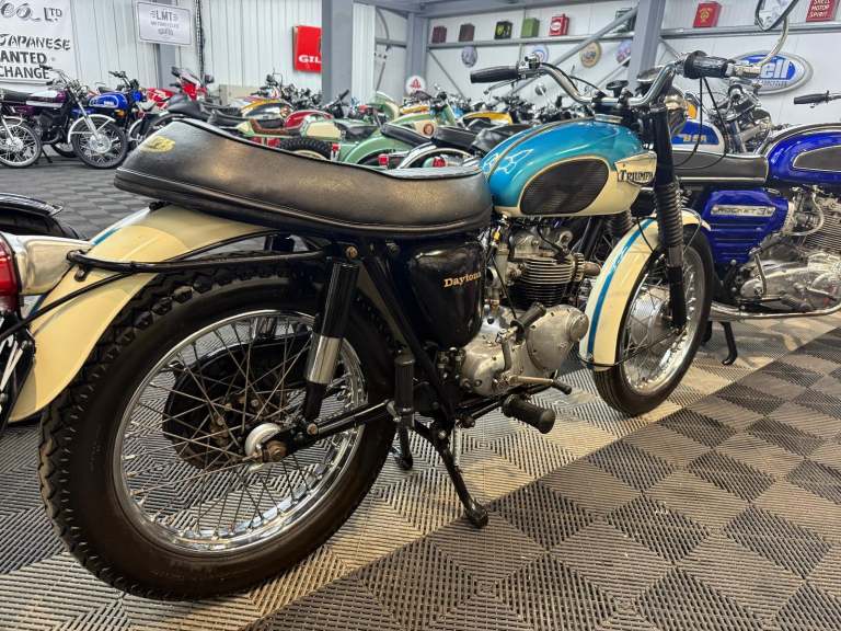 1967 Triumph Daytona T100R 500cc, lovely useable classic, Px welcome. 