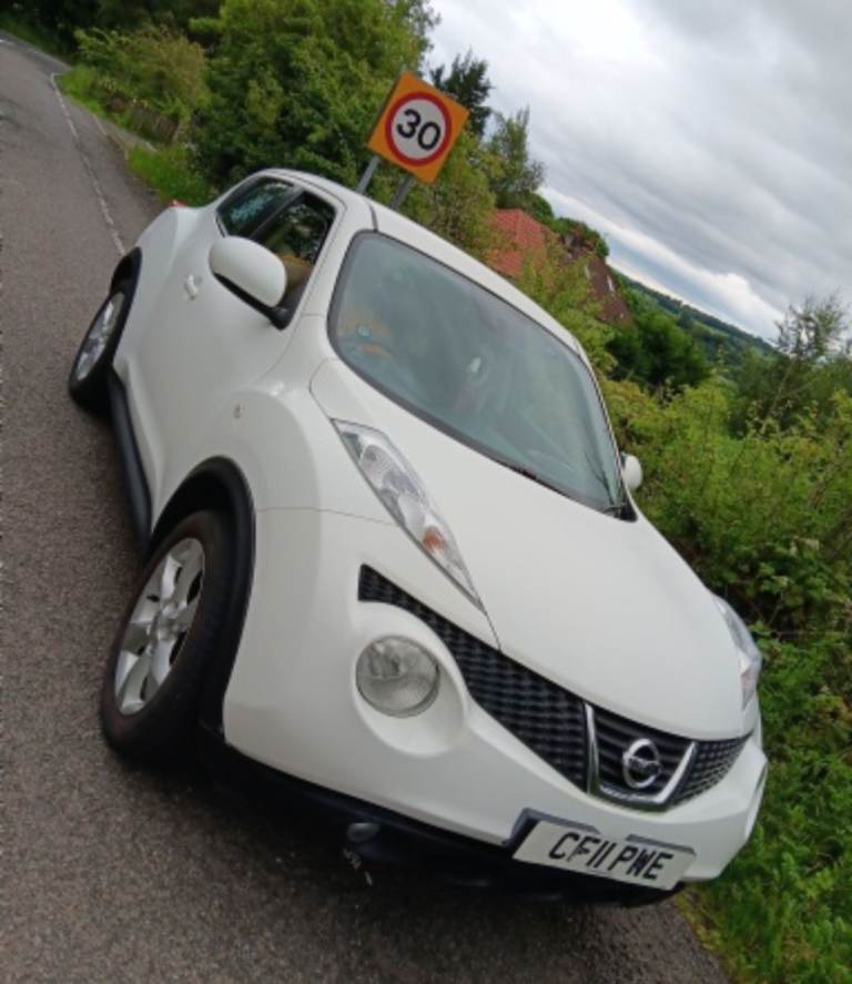 Nissan, JUKE, Hatchback, 2011, Manual, 1598 (cc), 5 doors