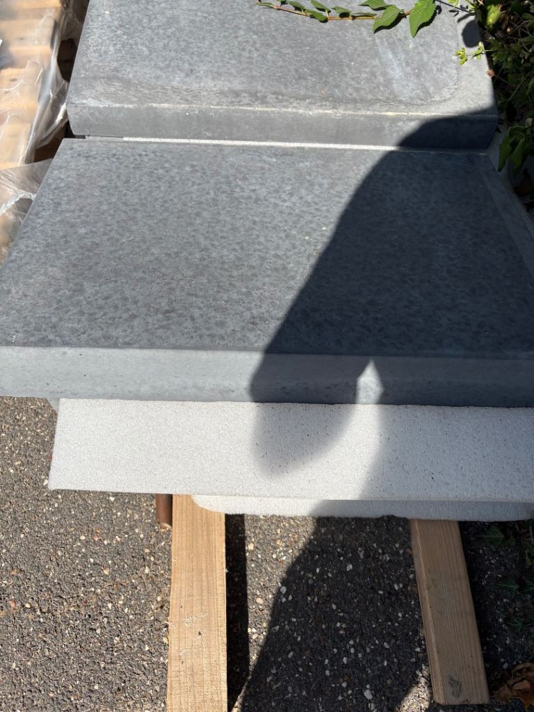 34 NEW Concrete Eurodec Coping Stones - 600 x 400 mm