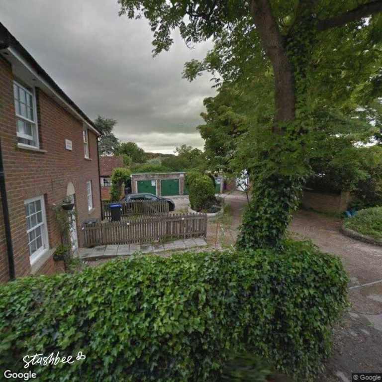 Garage to rent in Dover (CT15) | Stashbee