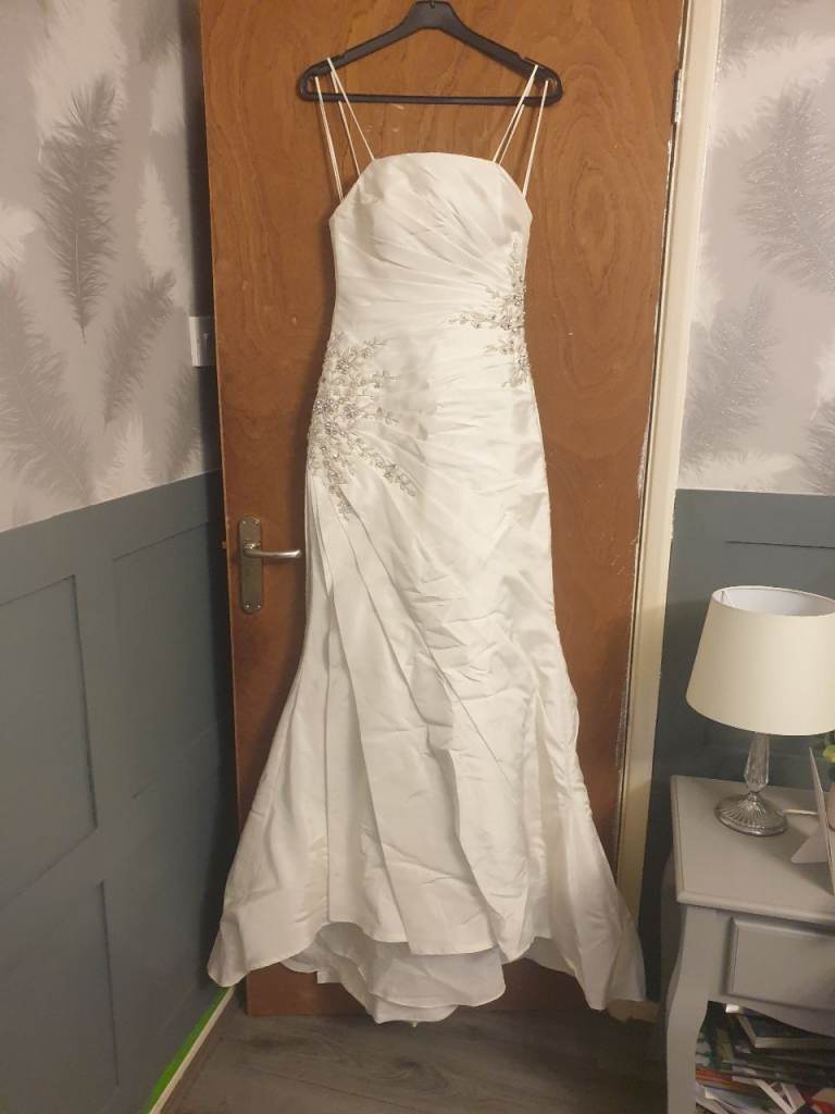 BRAND NEW WITH TAGS....Victoria Jane Wedding Dress – White, Size 12