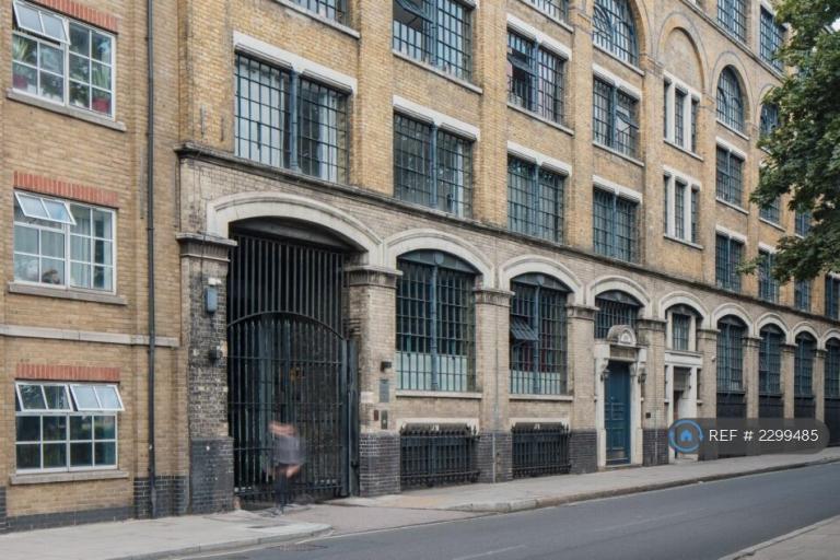 2 bedroom flat in Tanners Yard, London, SE1 (2 bed) (#2299485)