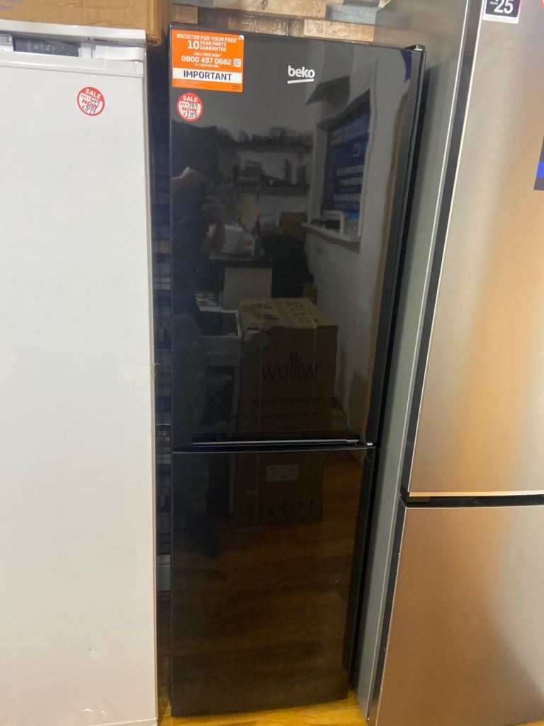 Ex Display Beko Fridge Freezer - Black - Frost Free - Bargain 