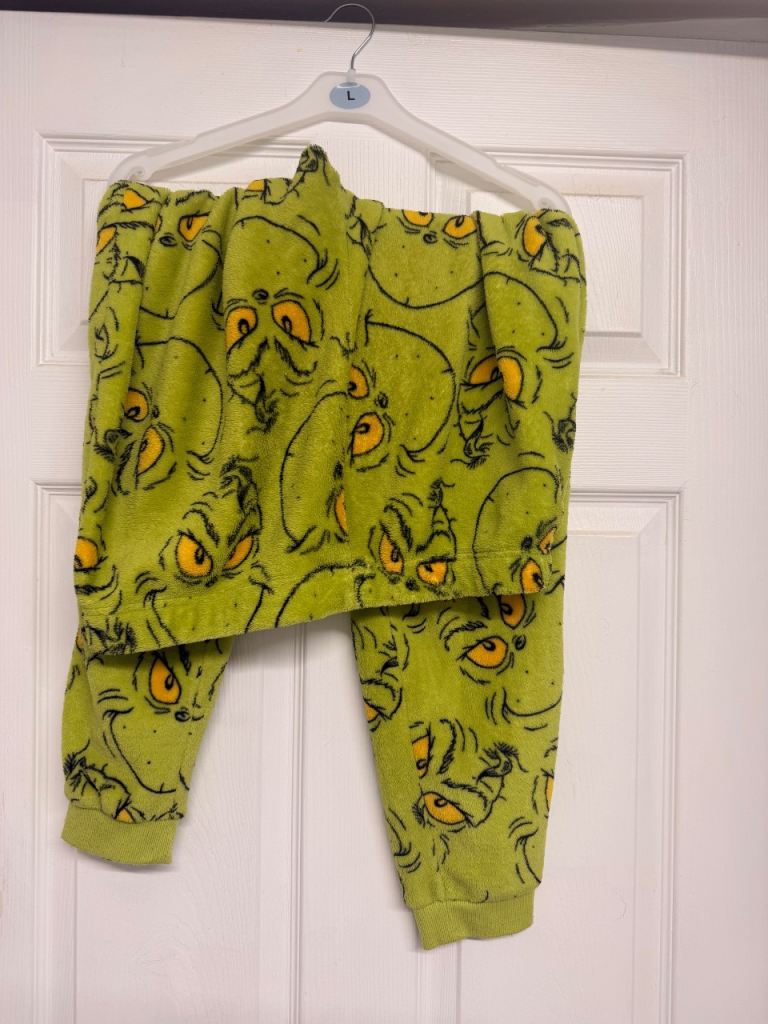 Primark grinch fleece lounge pants size L women’s.