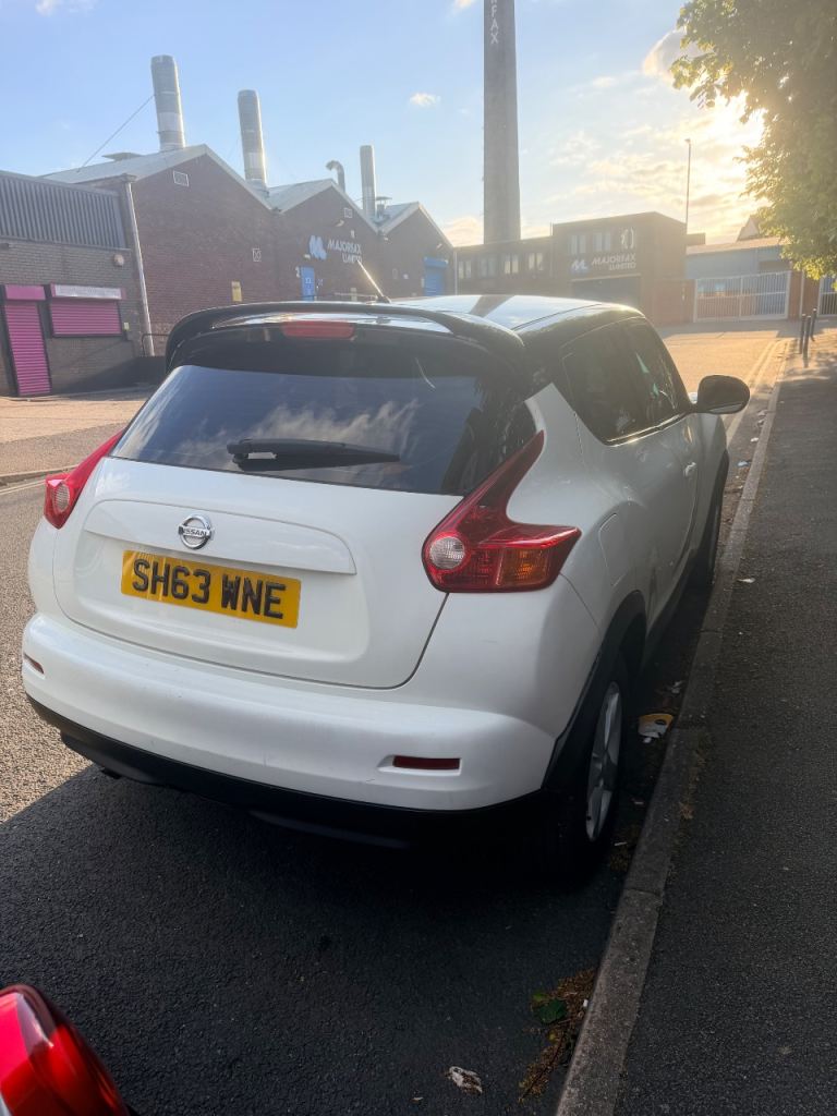 Nissan, JUKE, Hatchback, 2013, Manual, 1598 (cc), 5 doors