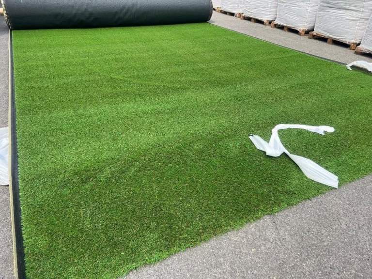 image for 45mm Ultra Plush Grass | High-End Lawn Finish | £17/m²