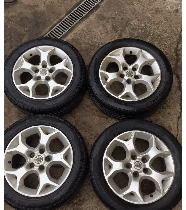 Vauxhall Astra H.  Alloy wheels. 16”. Full set 