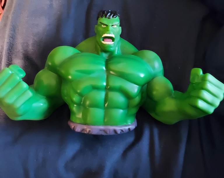 Hulk and Batman Coin Banks – £5 each