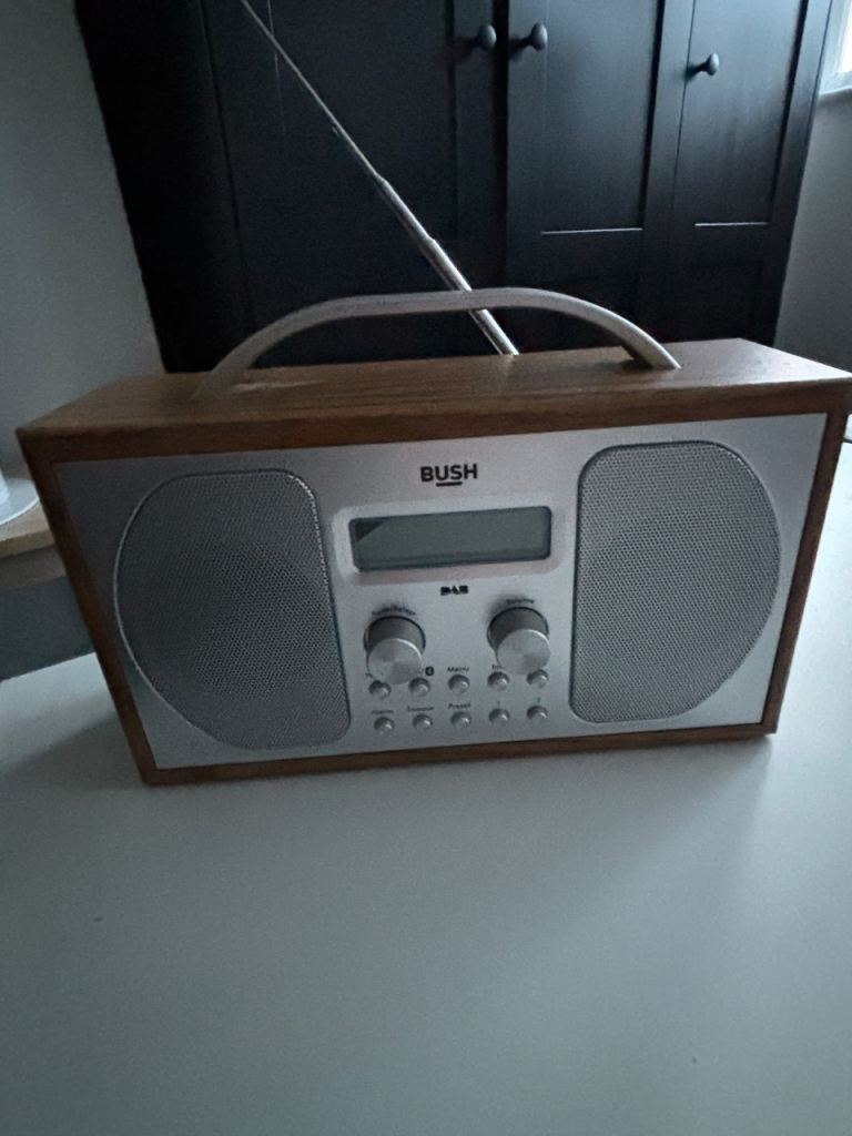 Radio Bush 