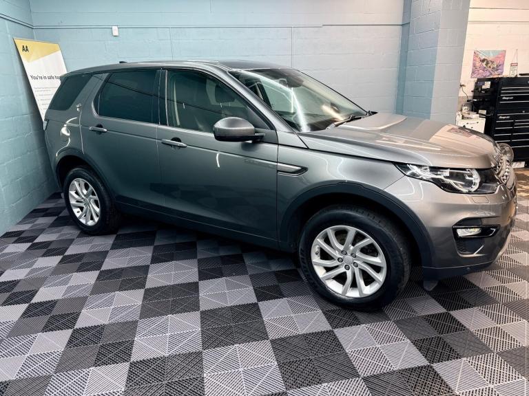 2017 Land Rover Discovery Sport 2.0 TD4 SE Tech 4WD Euro 6 (s/s) 5dr ESTATE Diesel Manual