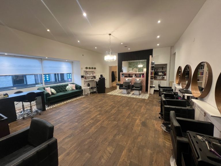 Commercial premises to rent in Coatbrdige 