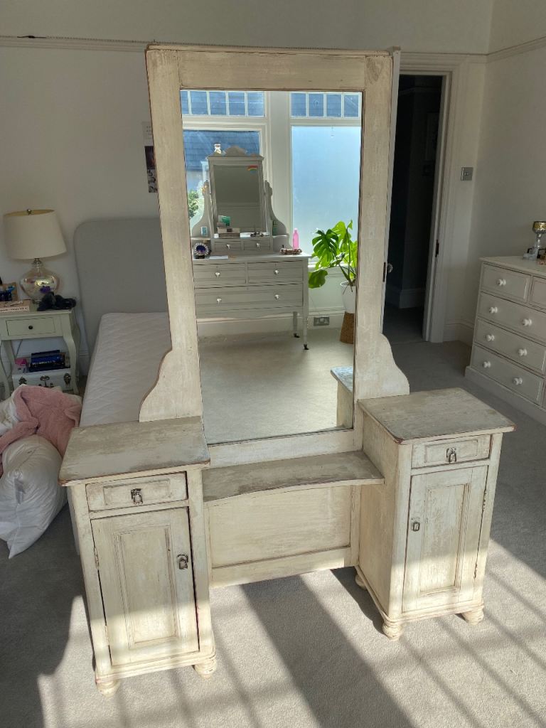 Antique Solid Wood Girl’s Dressing Table