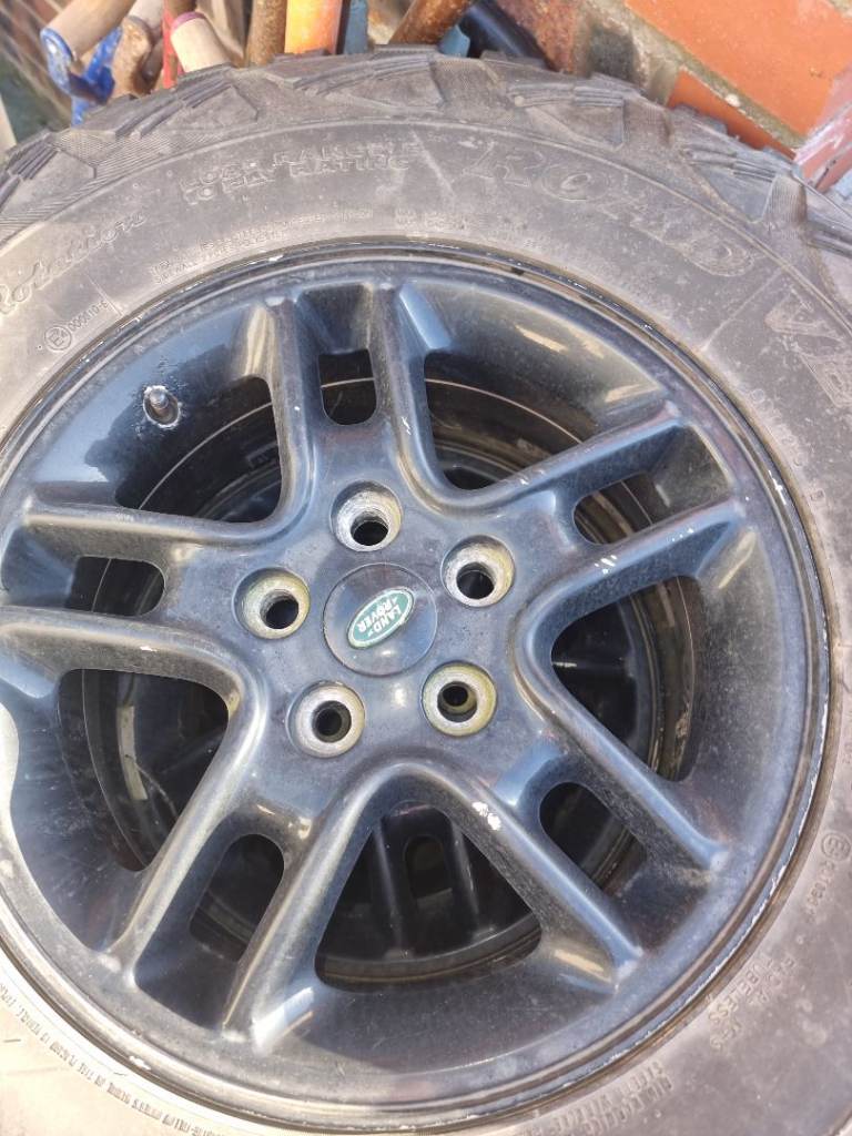 Landrover discovery genuine aloys tyers