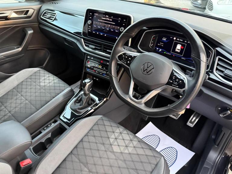 VOLKSWAGEN T-ROC 1.5 TSI R-Line DSG Euro 6 (s/s) 5dr 2022