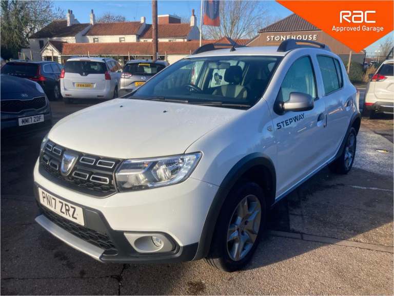 2017 Dacia Sandero Stepway 0.9 TCe Laureate Hatchback 5dr Petrol Manual Euro 6 (s/s) (90 ps) Hatc...