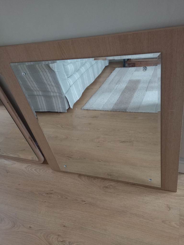 2 Mirrors FREE