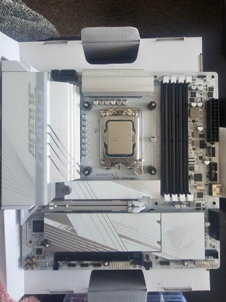 ​Intel Core i9-14900K CPU & Gigabyte B760M AORUS ELITE X AX Motherboard