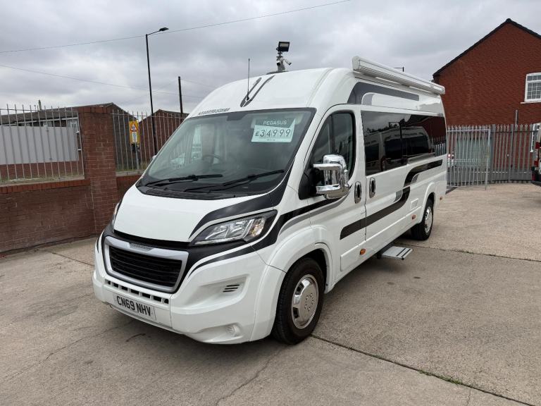 Kamper Kings Floki 3 Berth Rear Lounge Campervan 