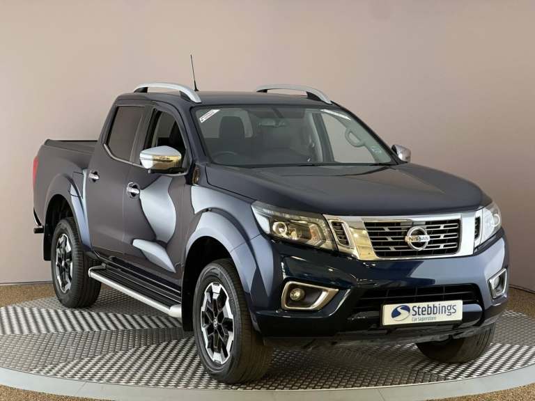 2021 Nissan Navara 2.3 dCi Tekna 4WD Euro 6 (s/s) 4dr PICK UP Diesel Manual