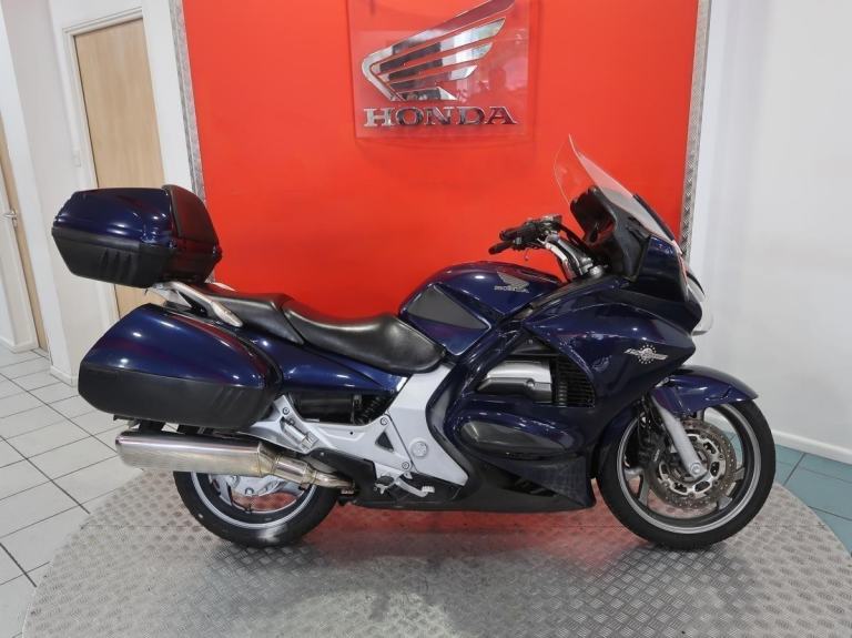 2004 '54' Honda ST1300 ST1300A4 Pan European ABS