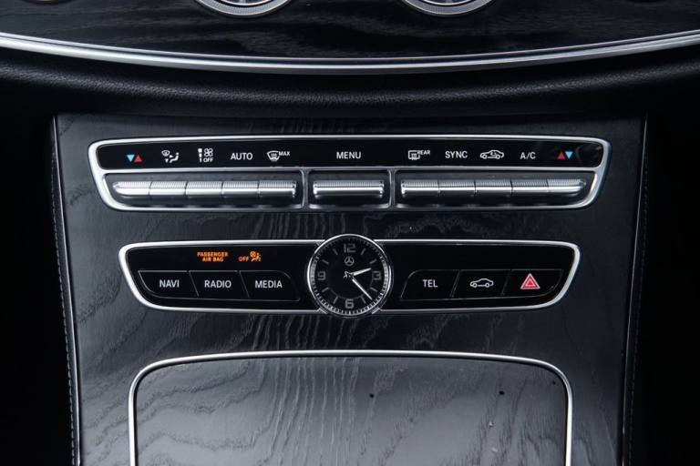 2019 Mercedes-Benz E Class 2.0 E300 GPF AMG Line Coupe 2dr Petrol G-Tronic+ Euro 6 (s/s) (245 ps)...