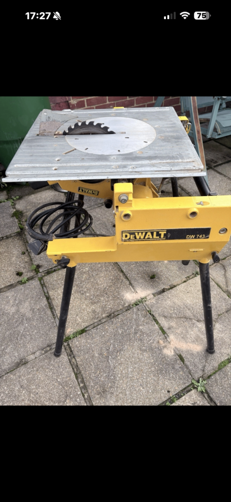Dewalt Dw 743 flip over saw