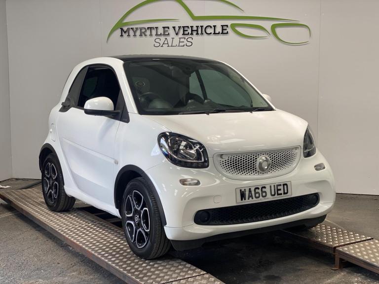 2016 smart fortwo 1.0 White Edition 2dr COUPE PETROL Manual