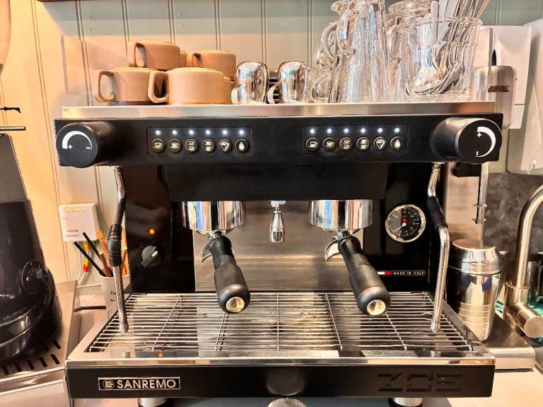 Comercial Coffee Machine SanRemo Zoe Compact Sed 2 Groups 