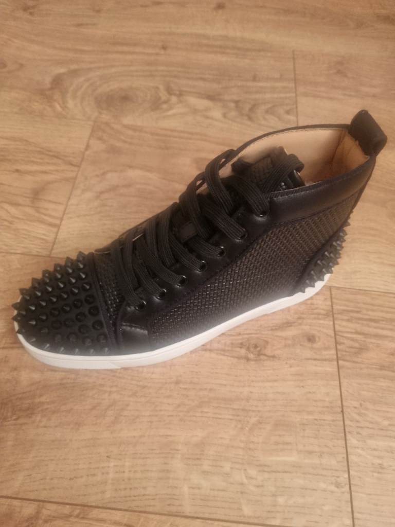 Christian Louboutin size 5