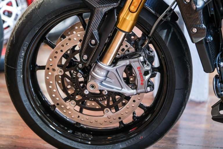 Triumph Speed Triple RR "Bond Edition" No: 49 of 60