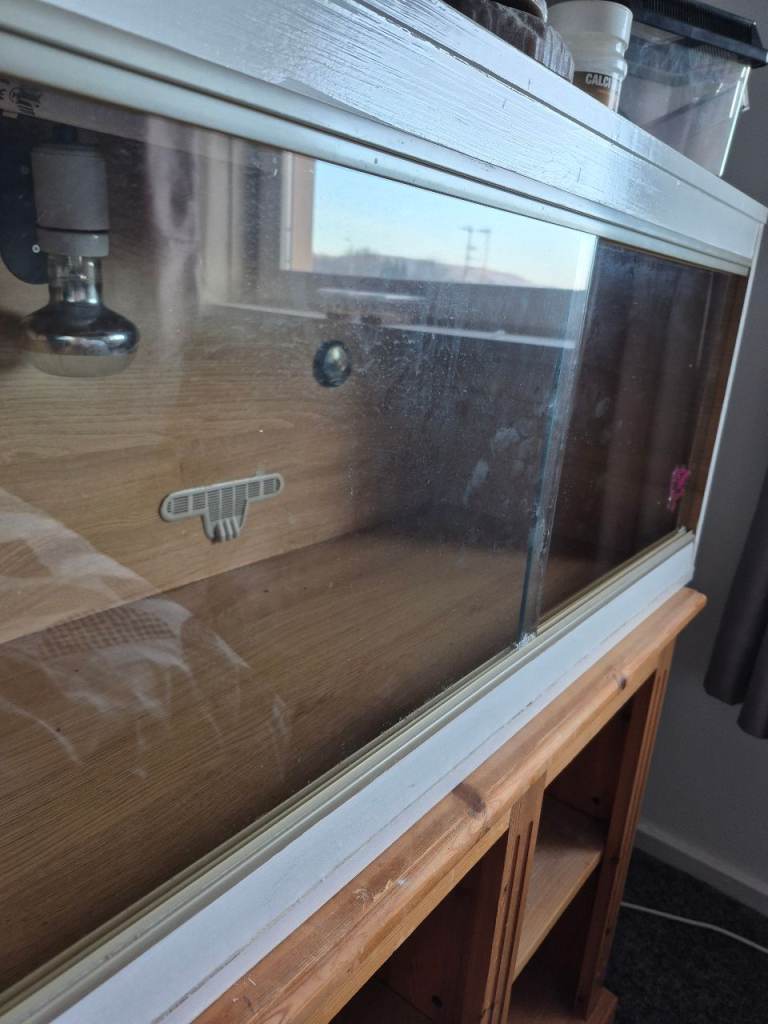 3ft x 2ft x 2ft lizard viverium and accessories 