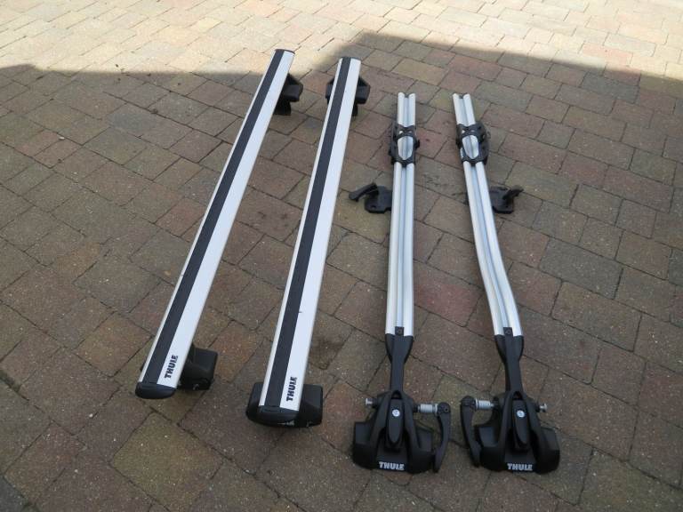 Thule WingBar Evo Roof Bars with x2 Outride 561 Bike Carriers - VW Golf Mk7/7.5 2013/19