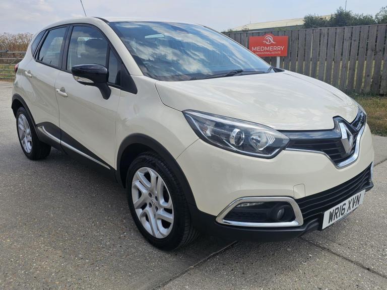 2016 Renault Captur 0.9 TCe ENERGY Dynamique Nav Euro 6 (s/s) 5dr HATCHBACK Petrol Manual