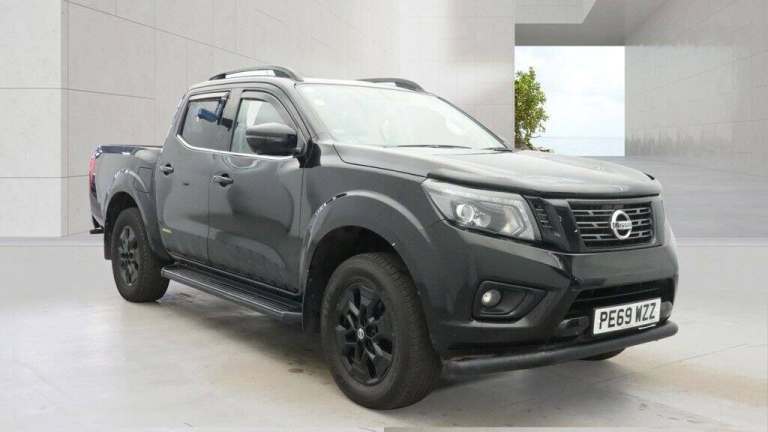 2019 Nissan Navara Double Cab Pick Up N-Guard 2.3dCi 190 TT 4WD Auto PICK UP DIESEL Automatic