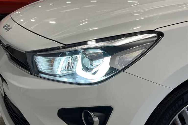 2022 Kia Rio 1.0 T-GDi 2 Hatchback 5dr Petrol DCT Euro 6 (s/s) (99 bhp) Hatchback Petrol Automatic