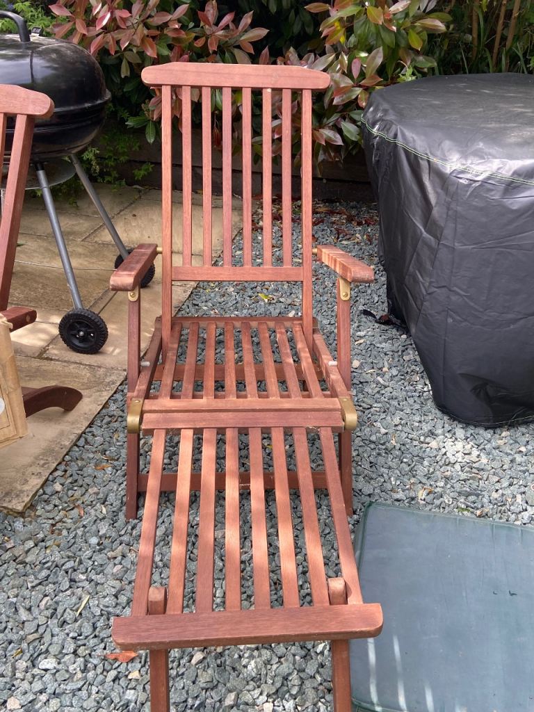 Teak Garden Recliner sun lounger with cushion