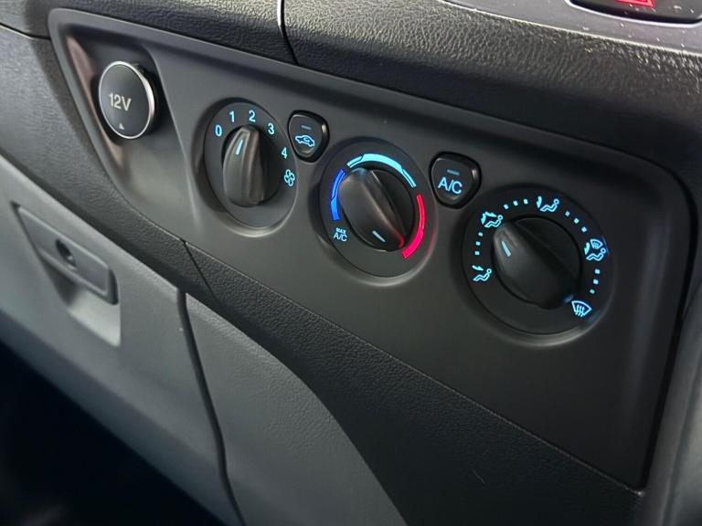 2014 Ford Transit Custom 2.2 TDCi 290 Limited L1 H1 5dr PANEL VAN Diesel Manual