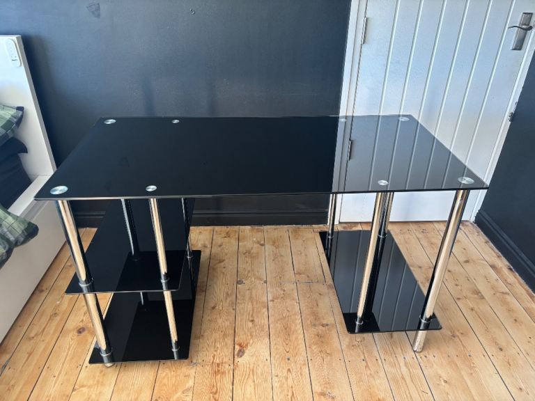 Black Glass Desk with Chrome Legs – Good Condition
