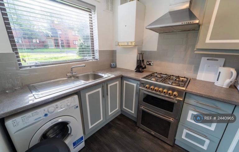 1 bedroom flat in Wharfside Street, Birmingham, B1 (1 bed) (#2440965)