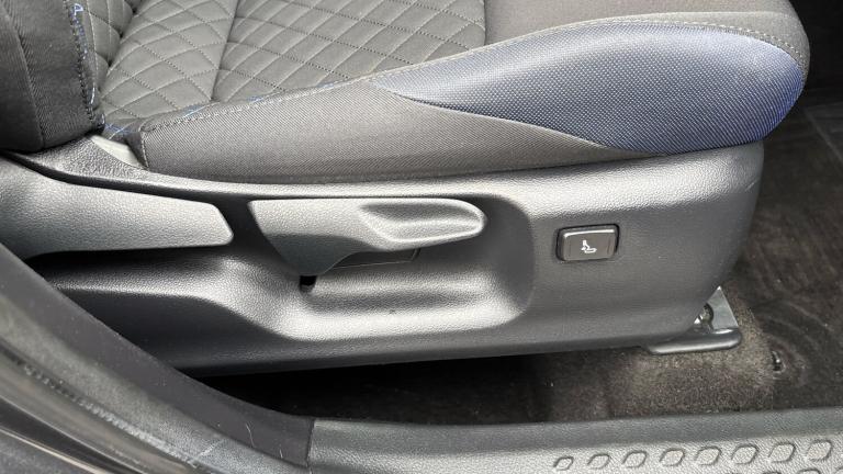 2021 Toyota C-HR 2.0 Hybrid Dynamic 5dr CVT Hybrid Hatchback Hatchback Hybrid Automatic